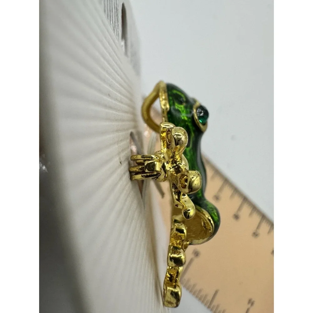 Green Enamel Frog Brooch Gold Tone‎ Crystal Eyes Whimsical Animal Pin New